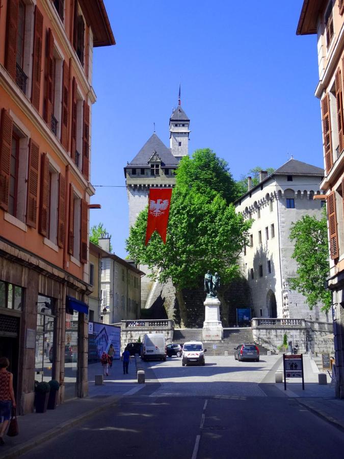 Adal-Berht Appartement Saint-Maximin  Buitenkant foto